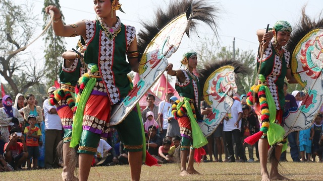 Jejak Budaya Nenek Moyang yang Masih Lestari di Indonesia